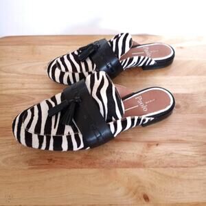 Linea Paolo Black White Leather Slip On Mules Tassels 4.5